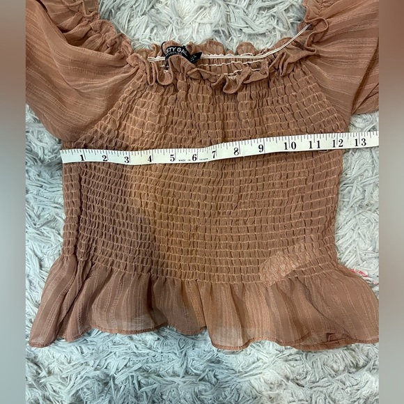 NWT Nasty Gal Off The Shoulder - Who Said Romance is Dead Taupe​ - Picture 6 of 8